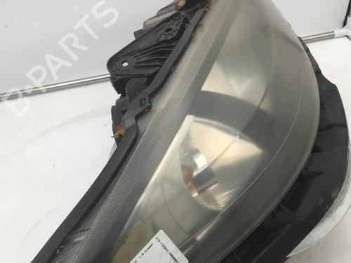 Used Right headlight Right headlight RENAULT LAGUNA II (BG0/1_) 1.9 dCi (BG1A, BG1W, BG0G) (110 hp) 30941878 30941878