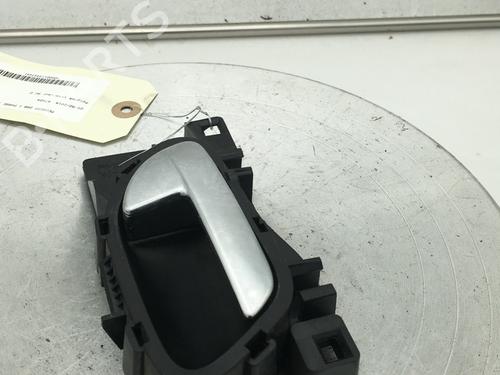 Used Front right interior door handle PEUGEOT 208 I (CA_, CC_) 1.2 VTI 82 (82 hp) 31918346