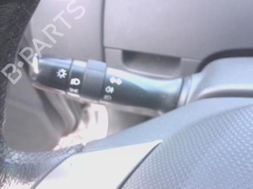 Used Switch TOYOTA YARIS (_P9_) 1.33 VVT-i (NSP90_, NSP90R) (100 hp) 32142353