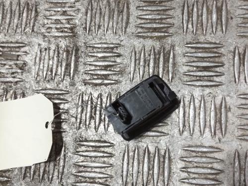 Used Right rear window switch Right rear window switch BMW 5 Touring (E61) 530 d xDrive (235 hp) 22068726 22068726