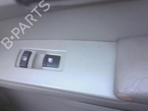 Used Right front window switch Right front window switch SSANGYONG KYRON 2.7 Xdi 4x4 (165 hp) 33015581 33015581