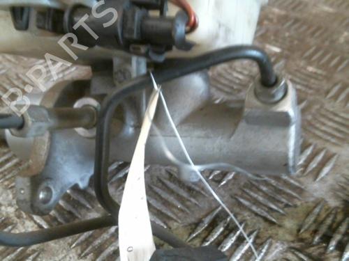 Used Brake master cylinder Brake master cylinder OPEL ASTRA H (A04) 1.7 CDTI (L48) (100 hp) 21000352 21000352