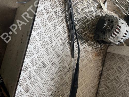 Used Front windshield wiper arm Front windshield wiper arm 37868693 37868693