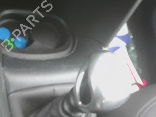 Gearknop Gearknop PEUGEOT 208 I (CA_, CC_) 1.5 BlueHDI 100 (102 hp) 37470233 37470233