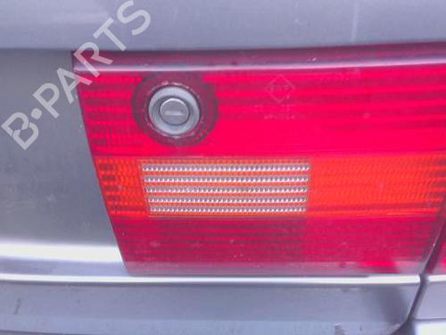 Used Right tailgate light VW PASSAT B3/B4 Variant (3A5, 35I) 2.0 16V (136 hp) 31018437