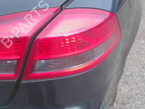 Used Right taillight RENAULT VEL SATIS (BJ0_) 2.2 dCi (BJ0E, BJ0F) (150 hp) 28568109