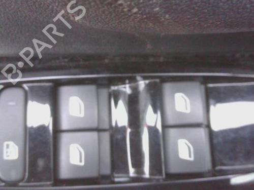 BP30006308I30 main image