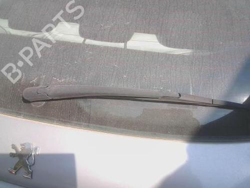 Used Rear windshield wiper arm PEUGEOT 206 Hatchback (2A/C) 1.4 HDi eco 70 (68 hp) 28073434