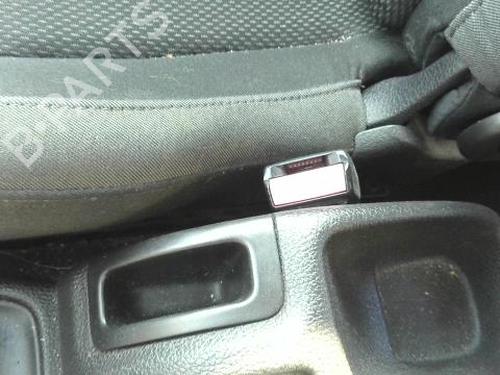 Used Seat buckle PEUGEOT 206 Hatchback (2A/C) 1.4 i (75 hp) 27172428