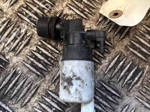 washer-pump-peugeot-307-cc-3b-2003-2004-2005-2006-2007-2008-2009-34450719 main image