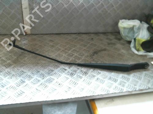 Used Front windshield wiper arm AUDI A3 (8P1) 2.0 TDI 16V (140 hp) 21000041