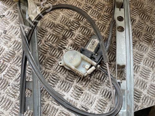 Used Front left window mechanism Front left window mechanism 33308022 33308022