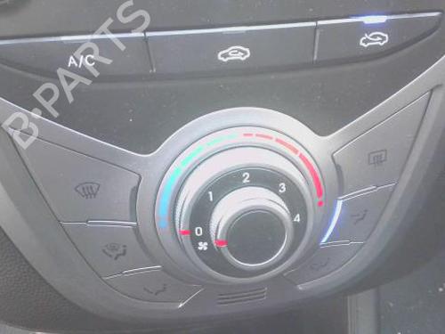 Used Climate control Climate control HYUNDAI ix20 (JC) 1.4 CRDi (90 hp) 34394102 34394102