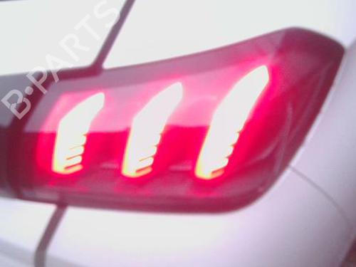 Used Right taillight PEUGEOT 208 II (UB_, UP_, UW_, UJ_) 1.2 PureTech 100 (101 hp) 30941745