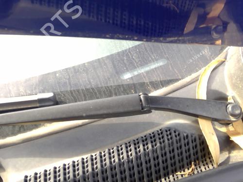 Used Front windshield wiper arm CHEVROLET AVEO Hatchback (T300) 1.4 (101 hp) 26385947