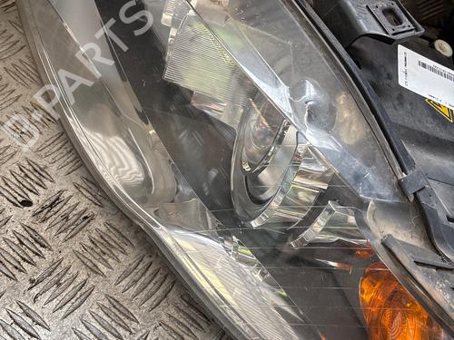 Left headlight AUDI A4 B7 (8EC) 3.0 TDI quattro | BP37679245C28 - Image 3