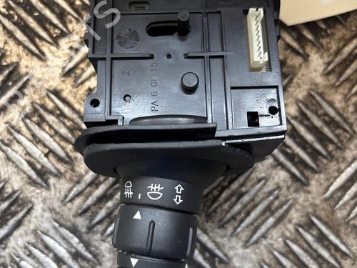 Used Switch Switch RENAULT SCÉNIC II (JM0/1_) 1.6 (JM0C, JM0J, JM1B) (113 hp) 35938996 35938996
