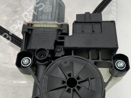 BP30444210I28 main image