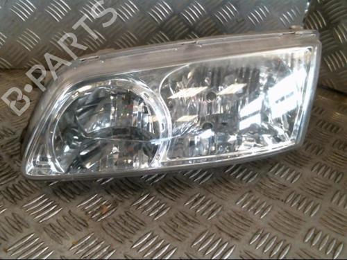 Used Left headlight HYUNDAI H-1 / STAREX Bus (A1) 2.5 TCi (101 hp) 22037044