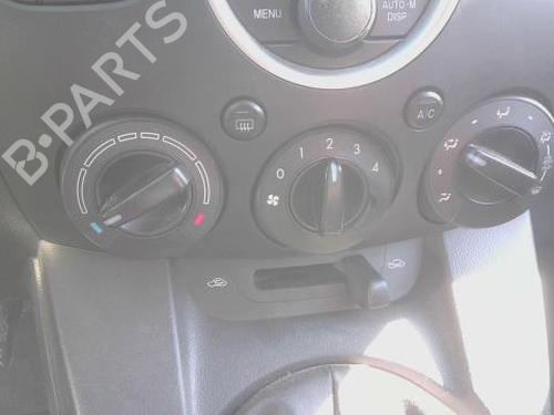 AC Styreenhet / Manøvreringsenhet MAZDA 2 (DE_, DH_) 1.3 (DE3FS) (75 hp) 28440370