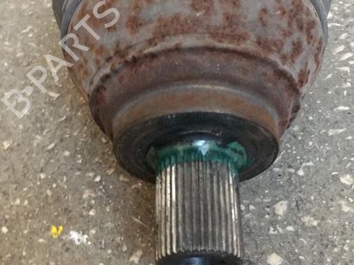 Used Left front driveshaft Left front driveshaft AUDI Q3 (8UB, 8UG) 1.4 TSI (150 hp) 22416220 22416220