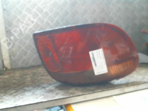 Used Left taillight TOYOTA YARIS (_P1_) 1.4 D-4D (NLP10_, NLP10R) (75 hp) 20990650