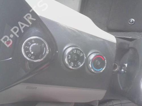 Used Climate control Climate control 36961236 36961236