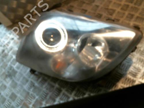 Left headlight TOYOTA AVENSIS Estate (_T25_) 2.2 D-4D (ADT251_, ADT251R) | BP20996404C28 