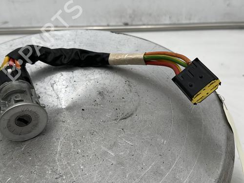 Used Ignition barrel Ignition barrel RENAULT CLIO II (BB_, CB_) 1.5 dCi (B/C2J) (68 hp) 32240172 32240172