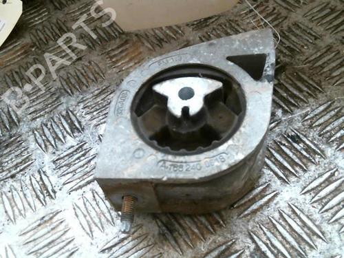 Used Engine mount MERCEDES-BENZ A-CLASS (W168) A 190 (168.032, 168.132) (125 hp) 22049307