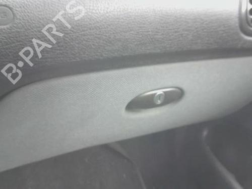 Handskerum PEUGEOT 206 CC (2D) 2.0 S16 (136 hp) 32022121