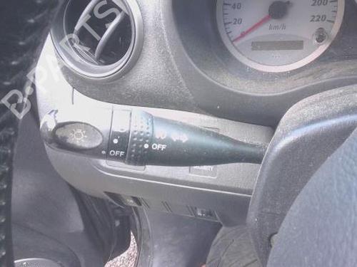 Used Switch Switch TOYOTA RAV 4 II (_A2_) 2.0 4WD (ACA21, ACA20) (150 hp) 32528462 32528462