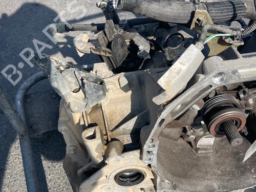 gearbox-dacia-sandero-ii-2012-33015875 main image