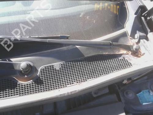 Used Front windshield wiper arm RENAULT MEGANE III Coupe (DZ0/1_) 2.0 dCi (DZ0L) (160 hp) 28622576