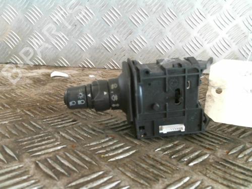 Used Switch RENAULT SCÉNIC II (JM0/1_) 1.5 dCi (JM1E, JM16) (106 hp) 20989475
