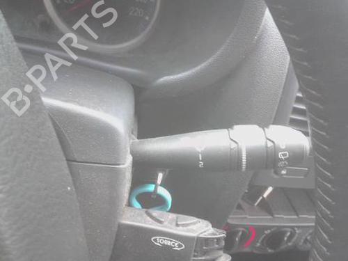 steering-column-stalk-renault-clio-ii-bb_-cb_-1998-1999-2000-2001-2002-2003-2004-2005-2006-2007-2008-2009-2010-2011-2012-2013-2014-2015-2016-32240173 main image