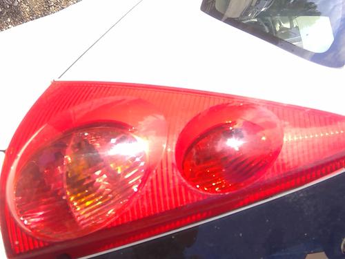 Used Left taillight PEUGEOT 107 (PM_, PN_) 1.0 (68 hp) 26029629