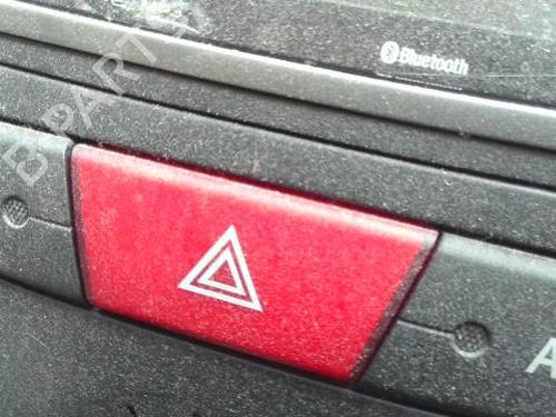 Used Warning switch CITROËN C1 (PM_, PN_) 1.0 (68 hp) 26930417