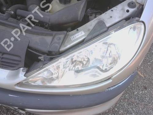 Left headlight PEUGEOT 206 Hatchback (2A/C) 1.4 HDi eco 70 6204S9