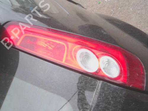 Used Right taillight FORD FIESTA V (JH_, JD_) 1.6 16V (100 hp) 31595738