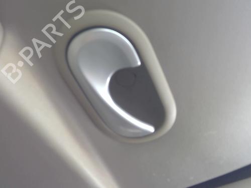 Venstre bak invendig håndtak RENAULT CLIO III (BR0/1, CR0/1) 1.6 16V (BR05, BR0B, BR0Y, BR15, BR1J, BR1M, BR1Y, CR0B,... (112 hp) 26453802