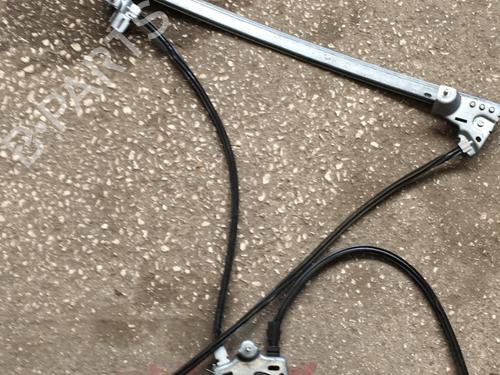 Used Front right window mechanism Front right window mechanism RENAULT ESPACE IV (JK0/1_) 2.0 dCi (JK01, JK02, JK1J, JK1K, JK1H) (150 hp) 32468888 32468888
