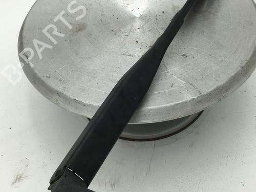 front-windshield-wiper-arm-mercedes-benz-a-class-w168-1997-1998-1999-2000-2001-2002-2003-2004-2005-31069263 main image