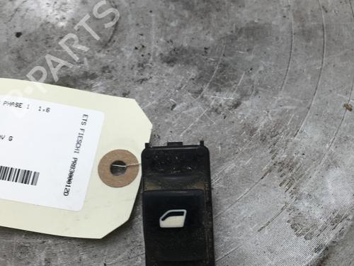 Used Left front window switch Left front window switch PEUGEOT PARTNER Box Body/MPV 1.6 HDi (75 hp) 33743023 33743023