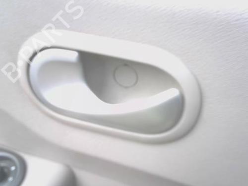 Used Front left interior door handle RENAULT TWINGO II (CN0_) 1.5 dCi (CN0E) (64 hp) 32525018