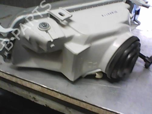 Used Right headlight Right headlight OPEL ASTRA F Saloon (T92) 1.6 i 16V (F19, M19) (100 hp) 21000793 21000793
