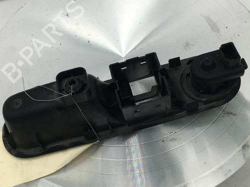 Used Left front window switch Left front window switch RENAULT TWINGO III (BCM_, BCA_) 0.9 TCe 90 (BCM9, BCM2) (90 hp) 30548292 30548292