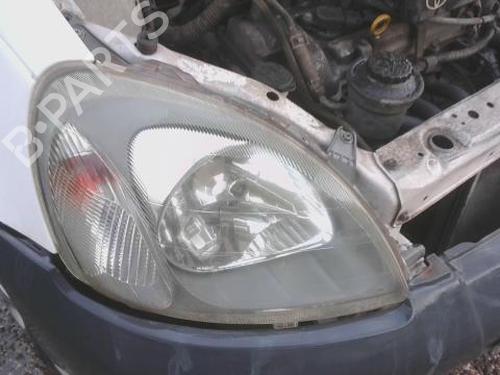 Used Right headlight TOYOTA YARIS (_P1_) 1.0 (SCP10_, SCP10R) (68 hp) 28382305