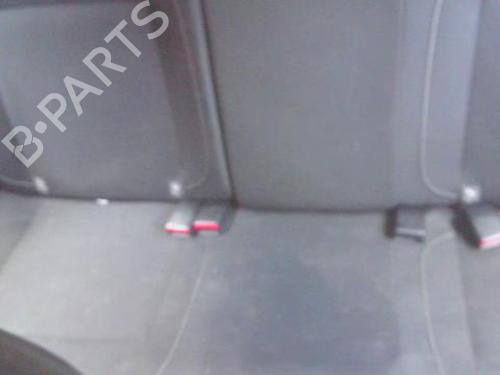 Used Rear seat DACIA SANDERO II 1.0 SCe 75 (B8JC, B8JD, B8NC) (73 hp) 33015819