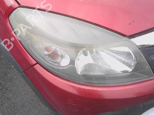 Used Right headlight Right headlight DACIA SANDERO 1.5 dCi (88 hp) 34450748 34450748